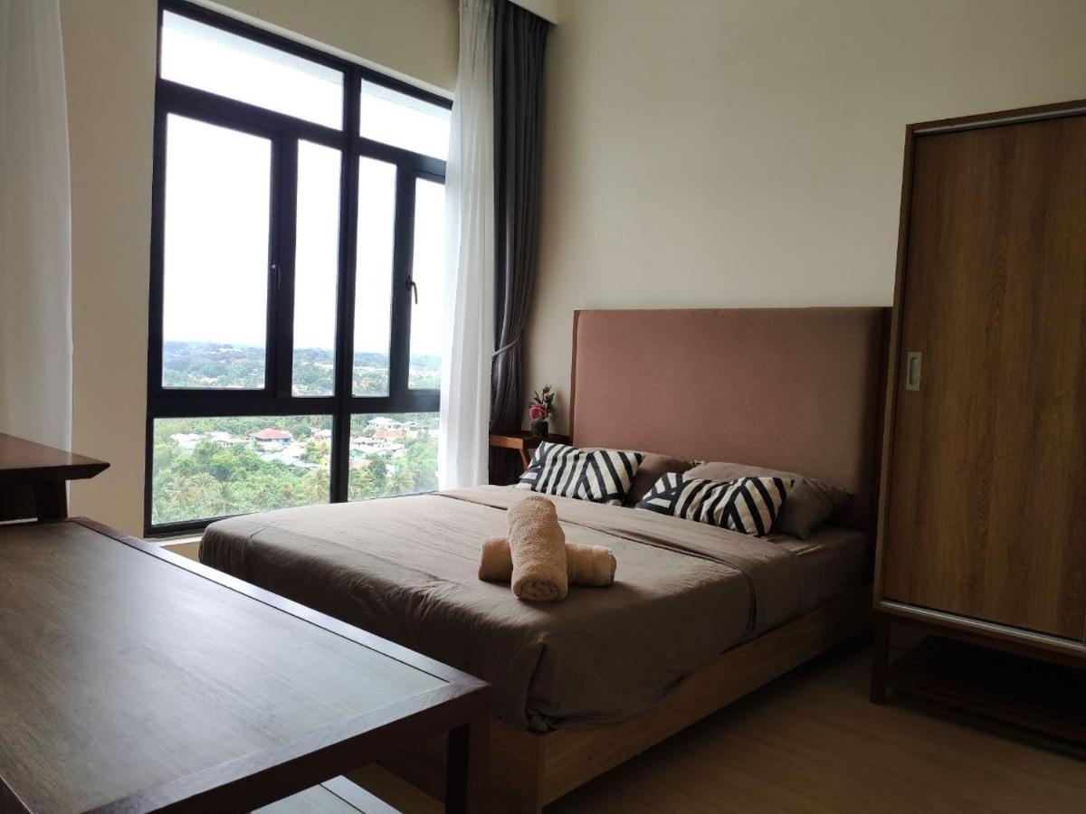 Casa Raudhah @ Timurbay Seafront Residence Kampung Sungai Karang Exteriör bild